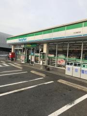 ファミリーマート　川口道合店