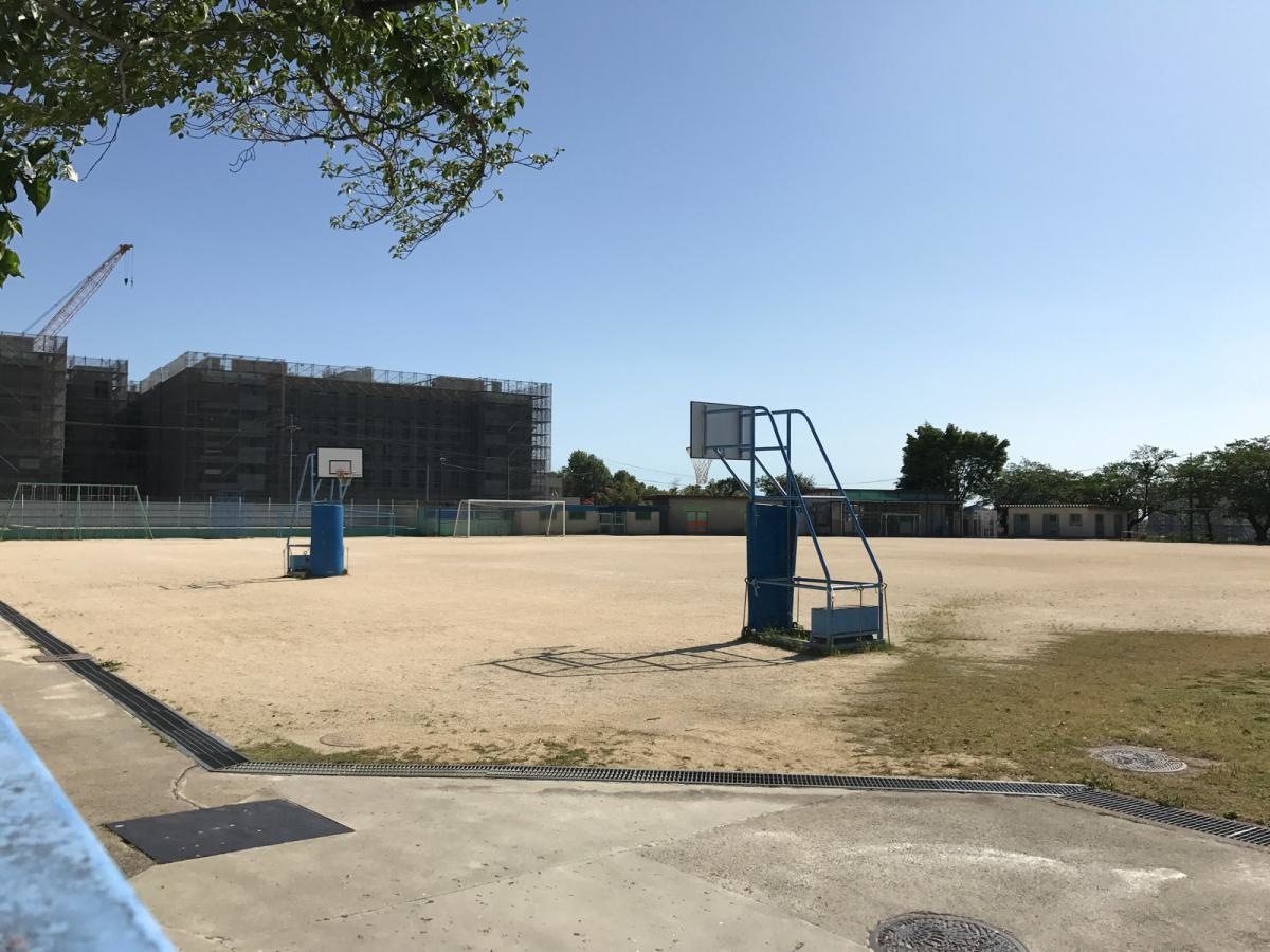 高陵小学校