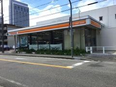 トヨタカローラ神戸尼崎東店