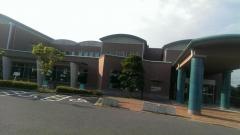 岩国市中央図書館