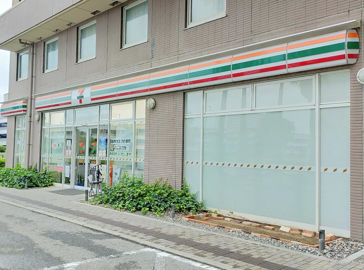 セブンイレブンの外観です