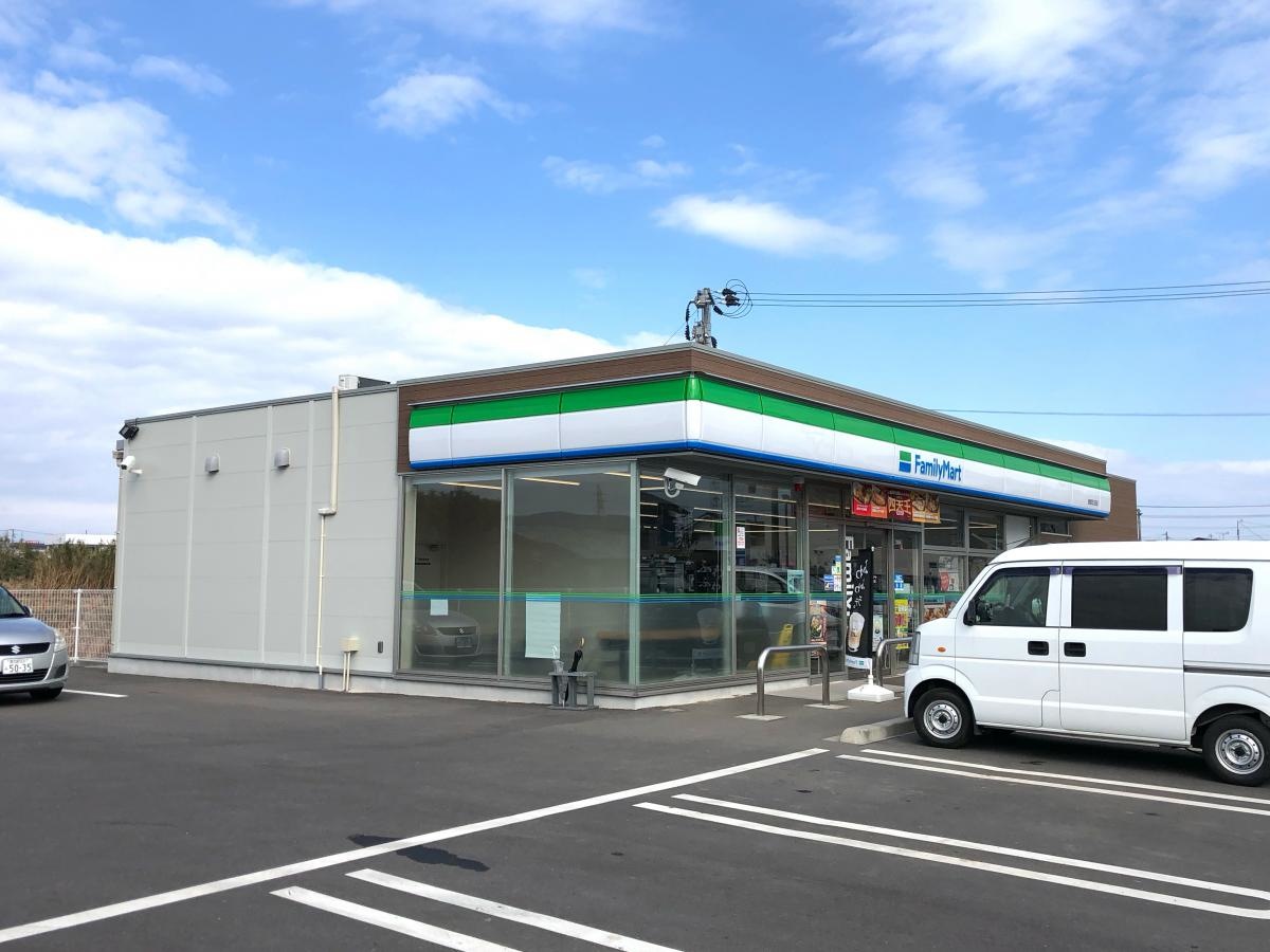 ファミリーマート指宿田口田店です