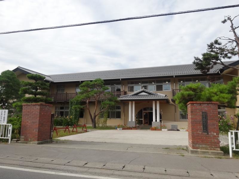 中塩田小学校