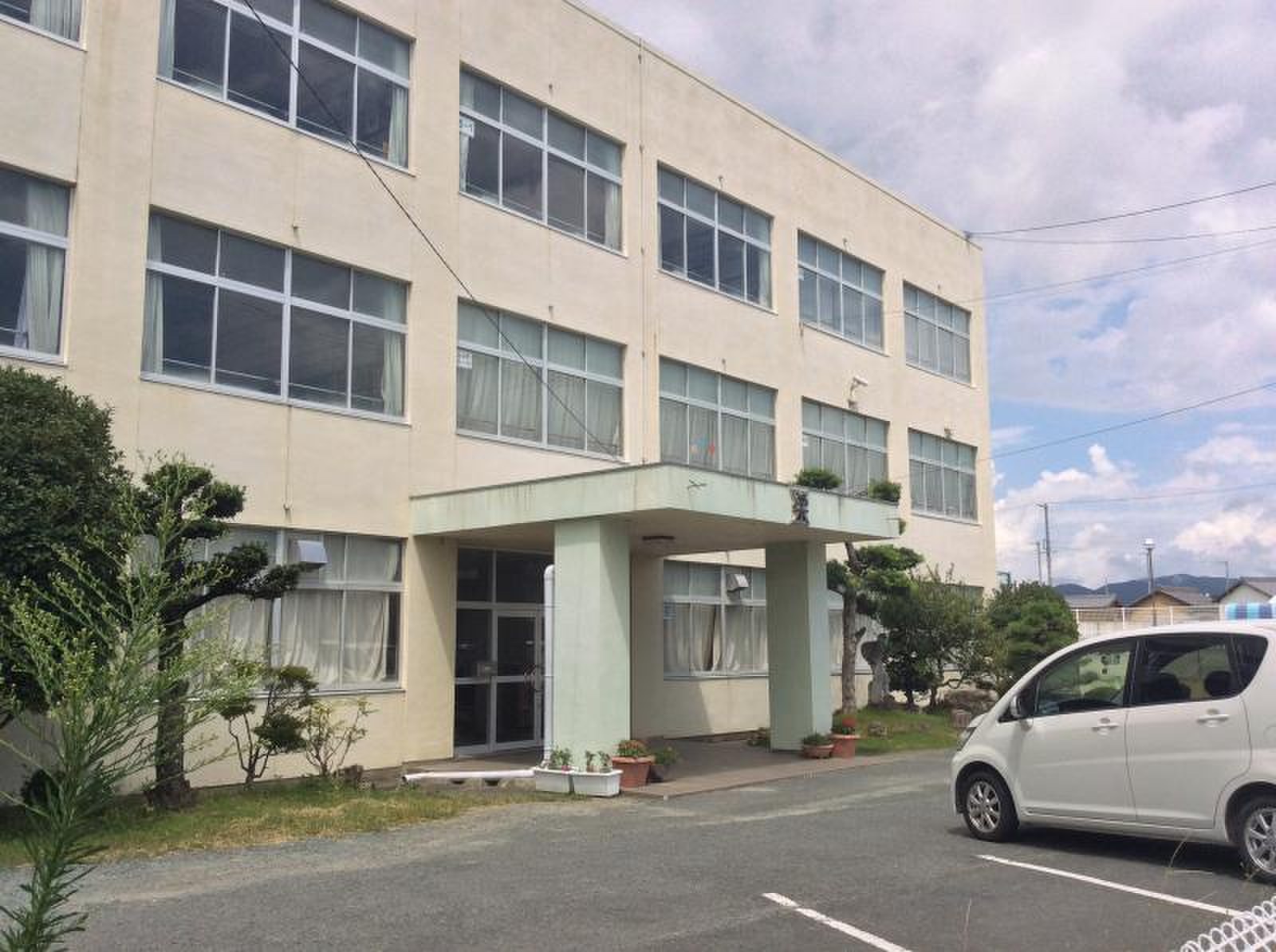 豊橋 市立 牛川 小学校