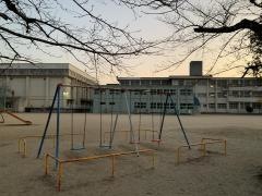 木津小学校