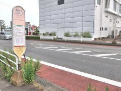 「恩名下」バス停留所