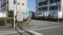 「川内支所前」バス停留所