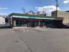 ファミリーマート　岡崎本町通店