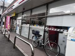 セブンイレブン　八幡中央町店