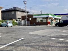 ファミリーマート　牛久中央二丁目店