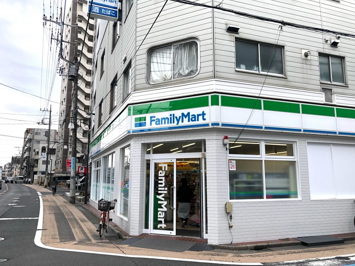 ファミリーマート　田中上戸田店