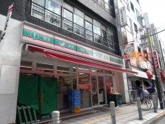 ローソンストア100　梅島駅前店