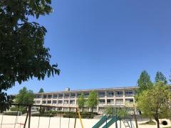 井上小学校
