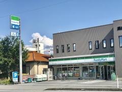 ファミリーマート　長浜三ツ矢元町店