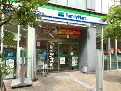 ファミリーマート　草津渋川店