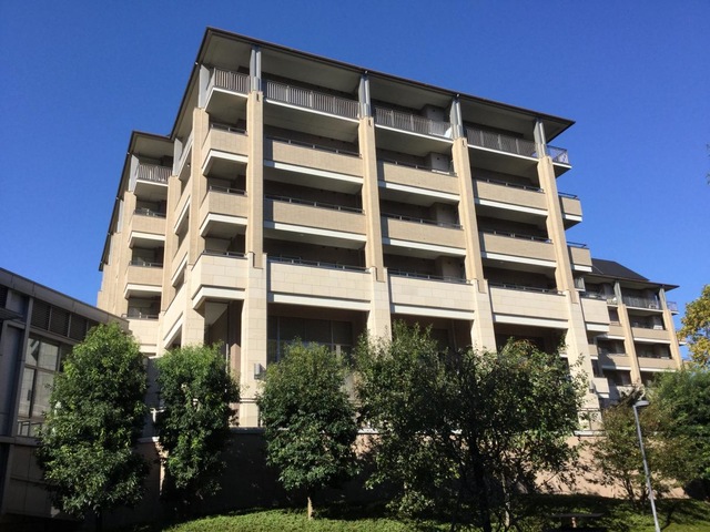 サンシティ横浜（ウエスト館・イースト館） 施設外観