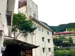 登隆館