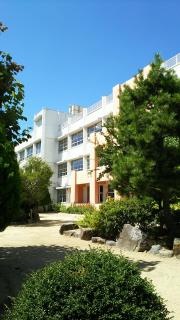 三原小学校