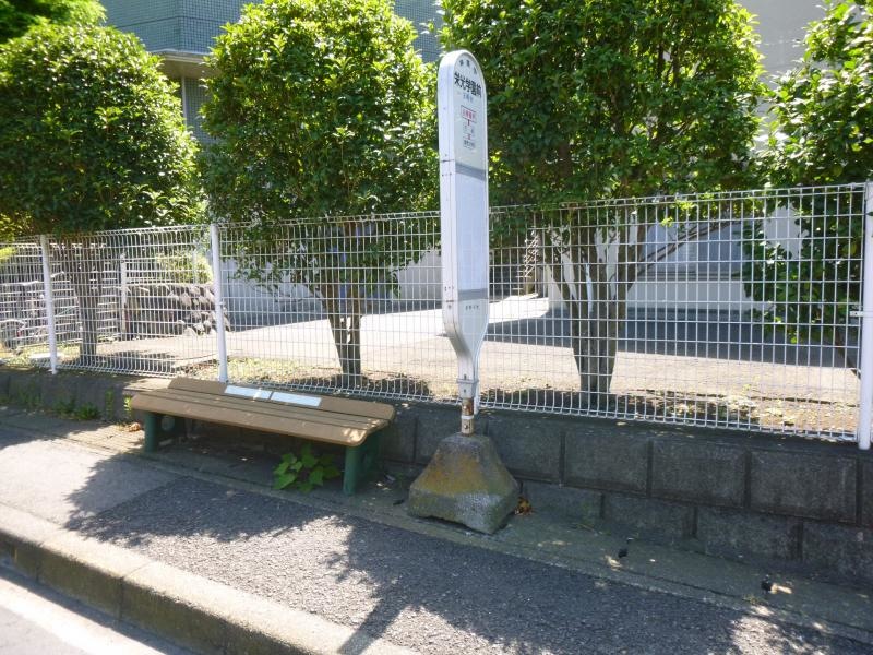 バス停外観