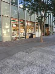 セブンイレブン　北の丸スクエア店
