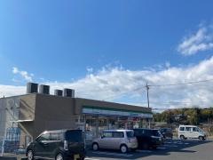 ファミリーマート　小牧大草東上店