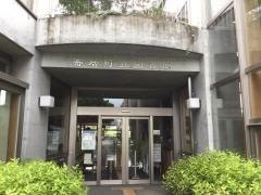 寄居町立図書館
