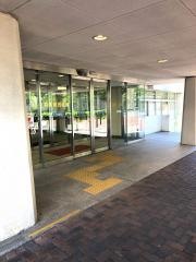 兵庫県民会館