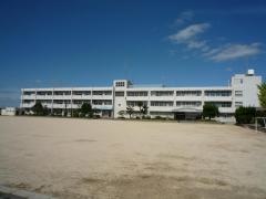 母里小学校