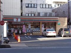 セブンイレブン　新越谷駅前通り店