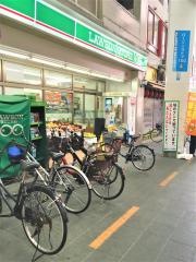 ローソンストア100　新開地駅前店