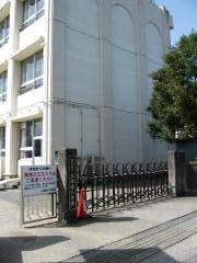 三輪崎小学校
