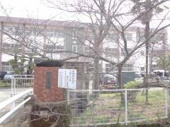 川口小学校