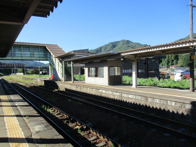 久々野駅