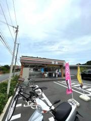 セブンイレブン　麗澤大学前店