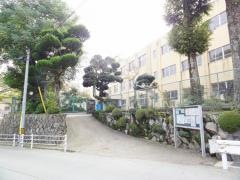 山田小学校