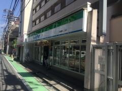 ファミリーマート　福岡薬院二丁目店