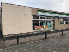 ファミリーマート　武蔵藤沢駅前店