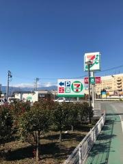 セブンイレブン　石和町広瀬店