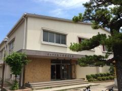 鶉小学校
