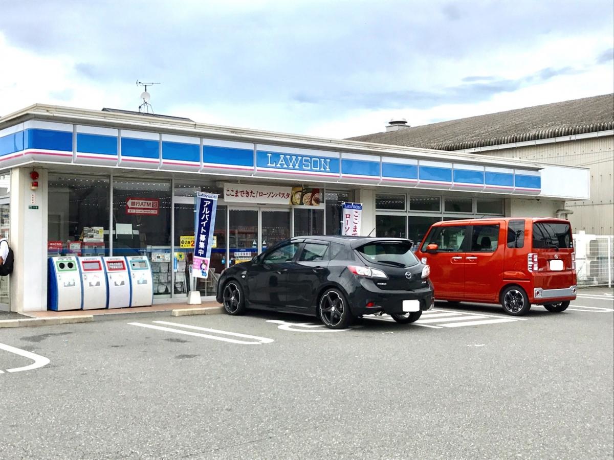 ローソン福岡魁誠高校前店
