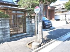 「自治会館前(横須賀市)」バス停留所