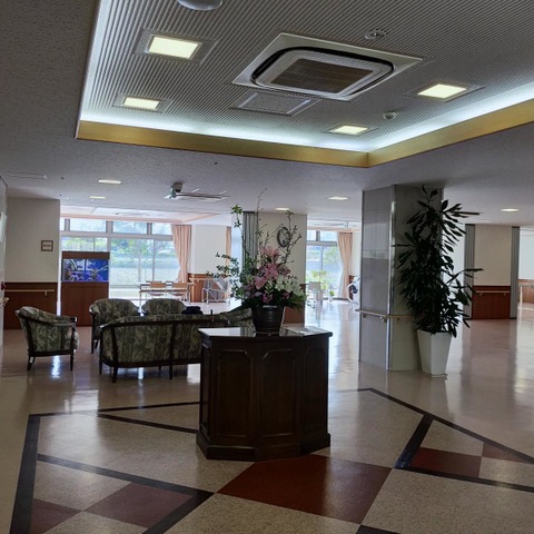 介護付有料老人ホーム　ファミリィエ