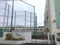 世田谷区立八幡中学校
