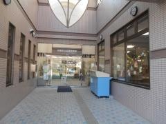 甲斐市立双葉図書館
