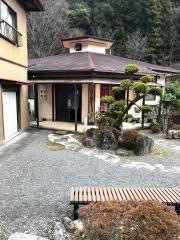 光山荘
