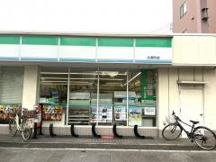 ファミリーマート　古渡町店