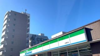 ファミリーマート　古渡町店