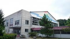 寺領小学校