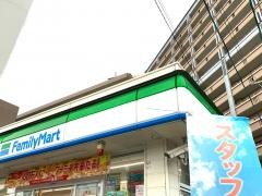 ファミリーマート　郡元一丁目店