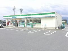 ファミリーマート　鈴鹿フラワーロード店